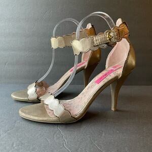 Betsey Johnson Gold Metallic Mispris Heels 9.5 Ankle Strap